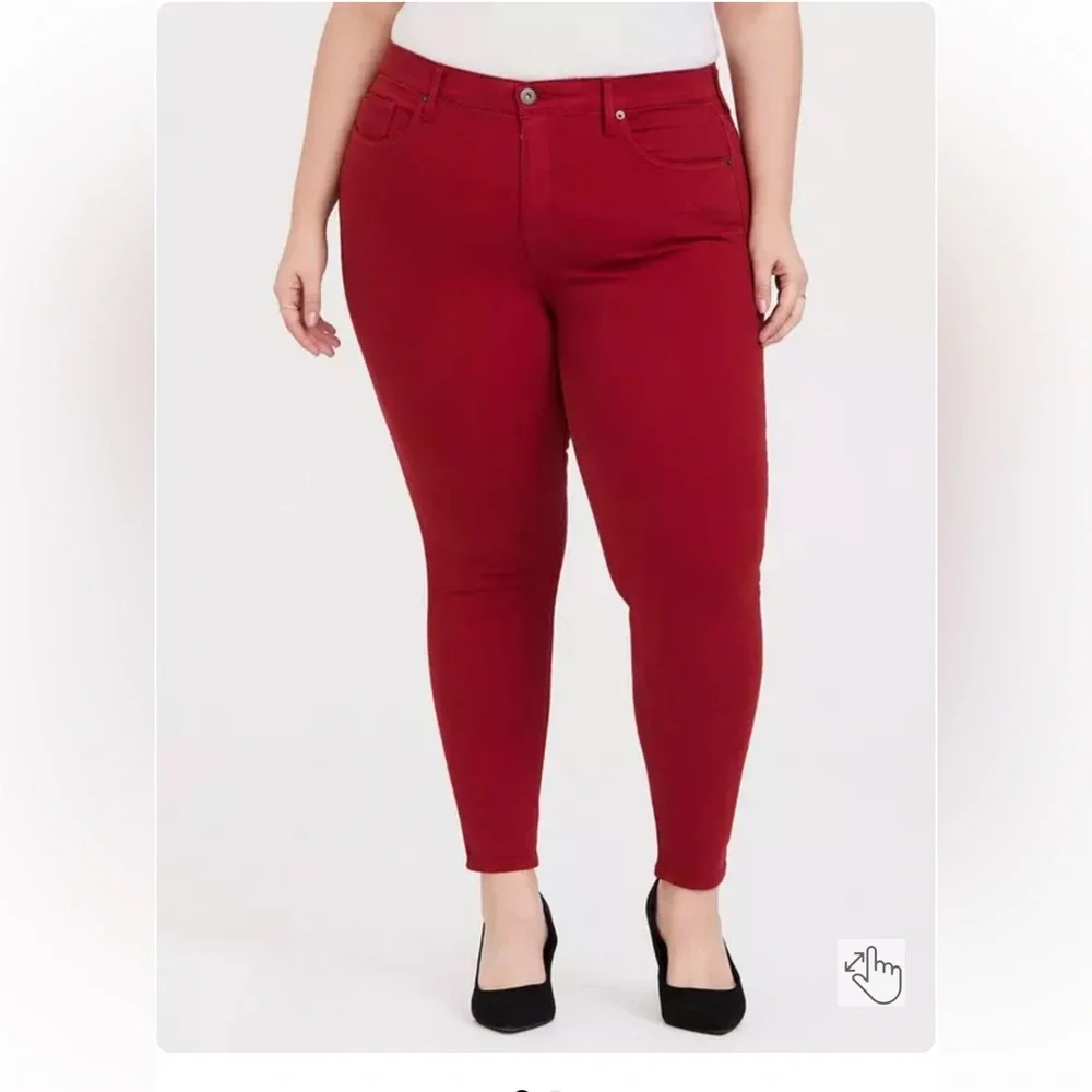 Torrid Sky High Skinny Jean - Premium Stretch Red- ❤️Size 14R❤️ - Picture 2 of 13